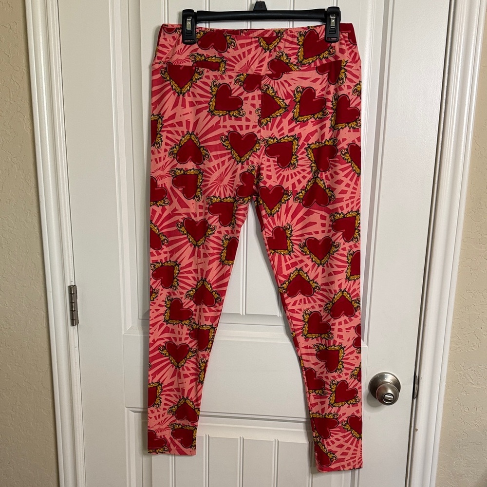 Heart Patterned Pink and Red Heart Leggings